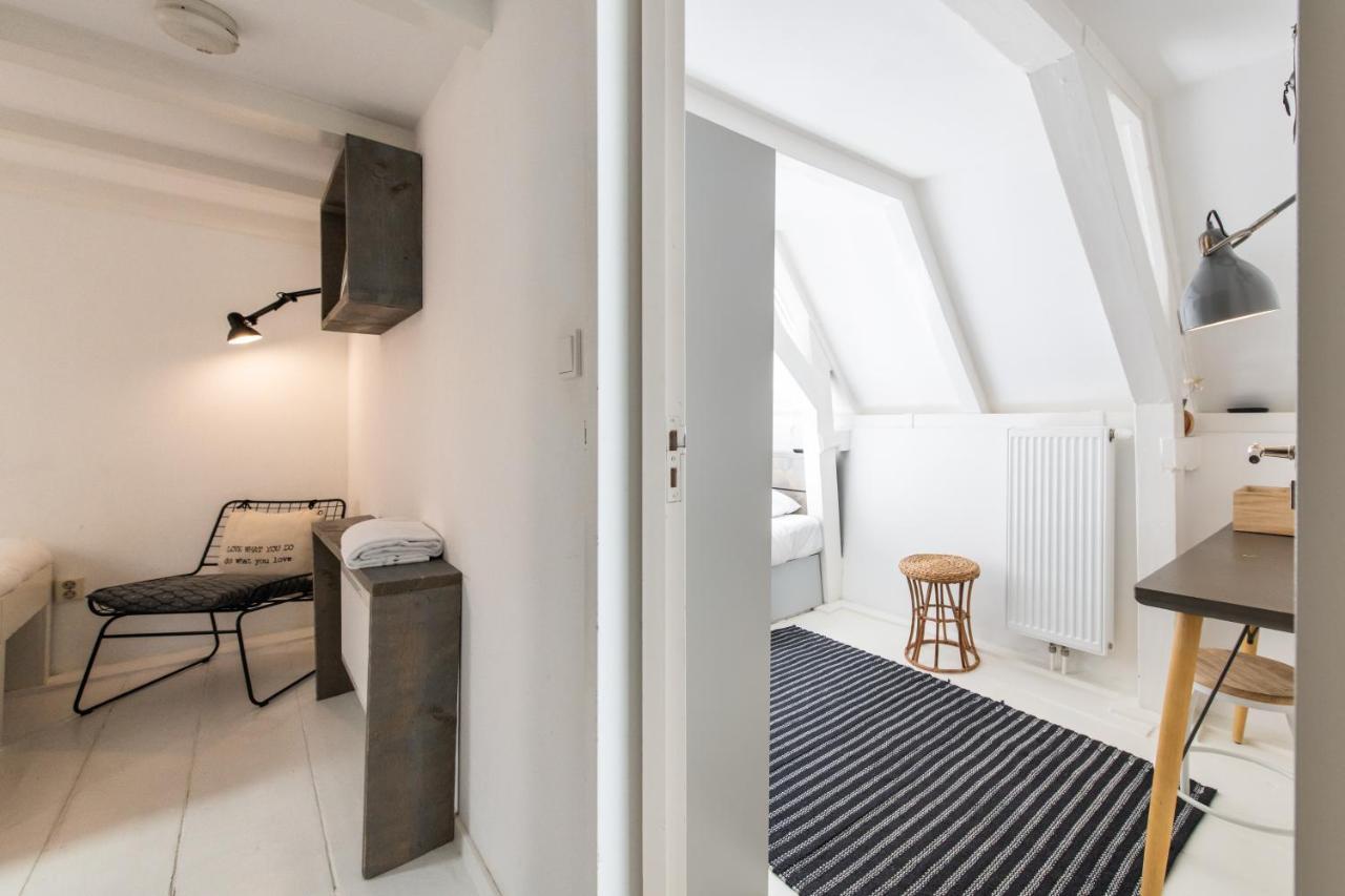 Two Bedroom Apartment In Historic Canalhouse From 1618 - City Centre Άμστερνταμ Εξωτερικό φωτογραφία
